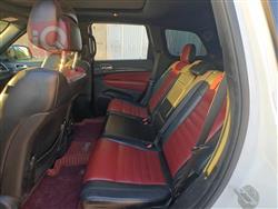 جیپ گراند شیرۆکی